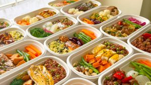 ארוחות צהריים מזינות. קיטו מרום